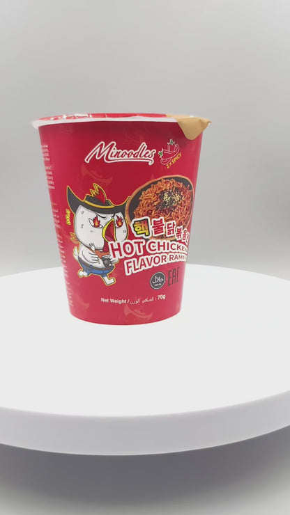 Minoodles Korean-Style Hot Chicken Ramen – 70 g Cup